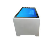 میز صفحه نمایش لمسی هوشمند، بازی ایستاده رایگان 55 اینچ ال سی دی داخلی تعاملی اندروید یا سیستم ویندوز