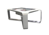 میز قهوه چند لمسی تعاملی 43 اینچی ویندوز ایکس با صفحه نمایش لمسی در فضای داخلی