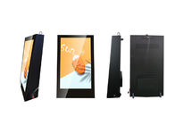 تابلوهای منوی صفحه نمایش ال سی دی تبلیغات تابلوهای دیجیتال در فضای باز با روشنایی بالا نمایشگرهای LCD در فضای باز برای تبلیغات در فضای باز