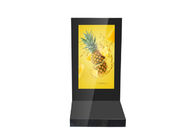 ساینیج و صفحه نمایش دیجیتال قابل حمل 43 اینچی LCD در فضای باز 7*24 ساعته ضد آب