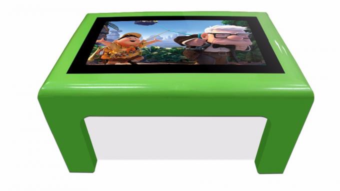 صفحه نمایش 42 اینچی مدرن لمسی صفحه نمایش لمسی برای جدول آموزشی schcool نمایش داده می شود