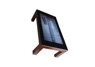میز قهوه با صفحه نمایش مطالعه ضد آب 43 اینچی کیوسک تعاملی چند لمسی میز قهوه هوشمند بازی با صفحه نمایش